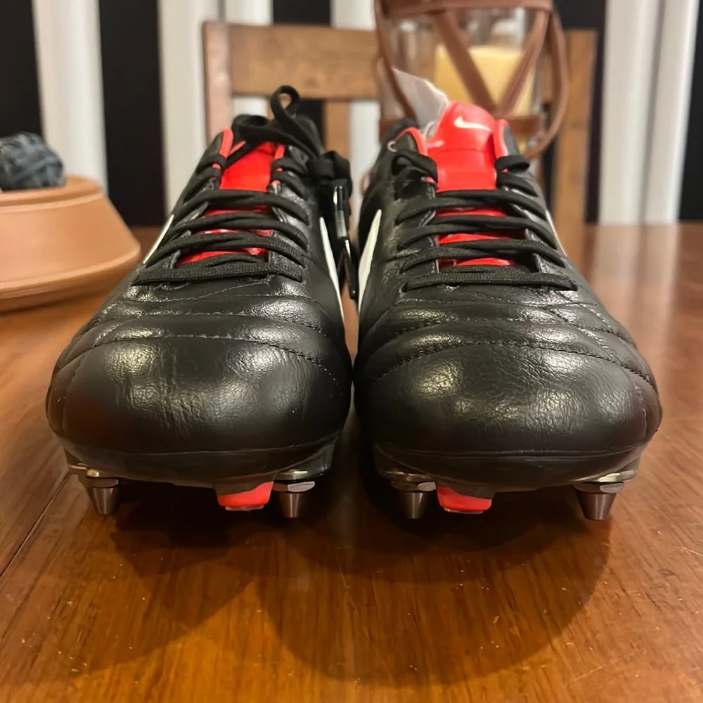 Nike Tiempo Legend IV SG Pro Soccer Cleats Shoes 509041 010 Made Bosnia Mens 6